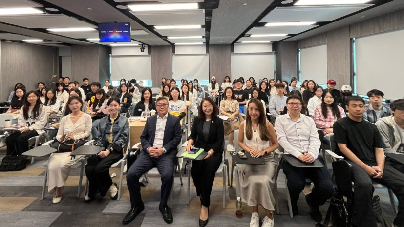 MAcc 2024-25 Guest Sharing Series #2 "How enterprises can move towards digital transformation in the AI era"