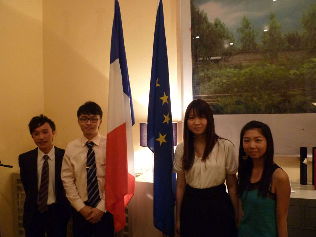 The four student representatives incl. Camille from Lingnan U