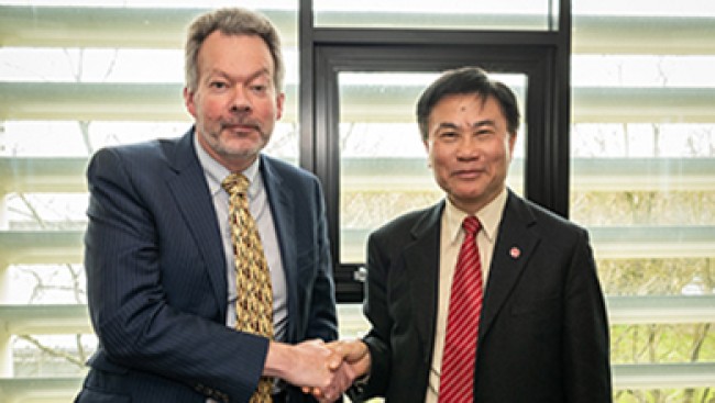 Lingnan University and University of Bath signed the agreement