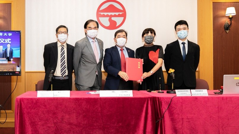 Lingnan University and Shenzhen Open University sign MOU to deepen inter-university cooperation