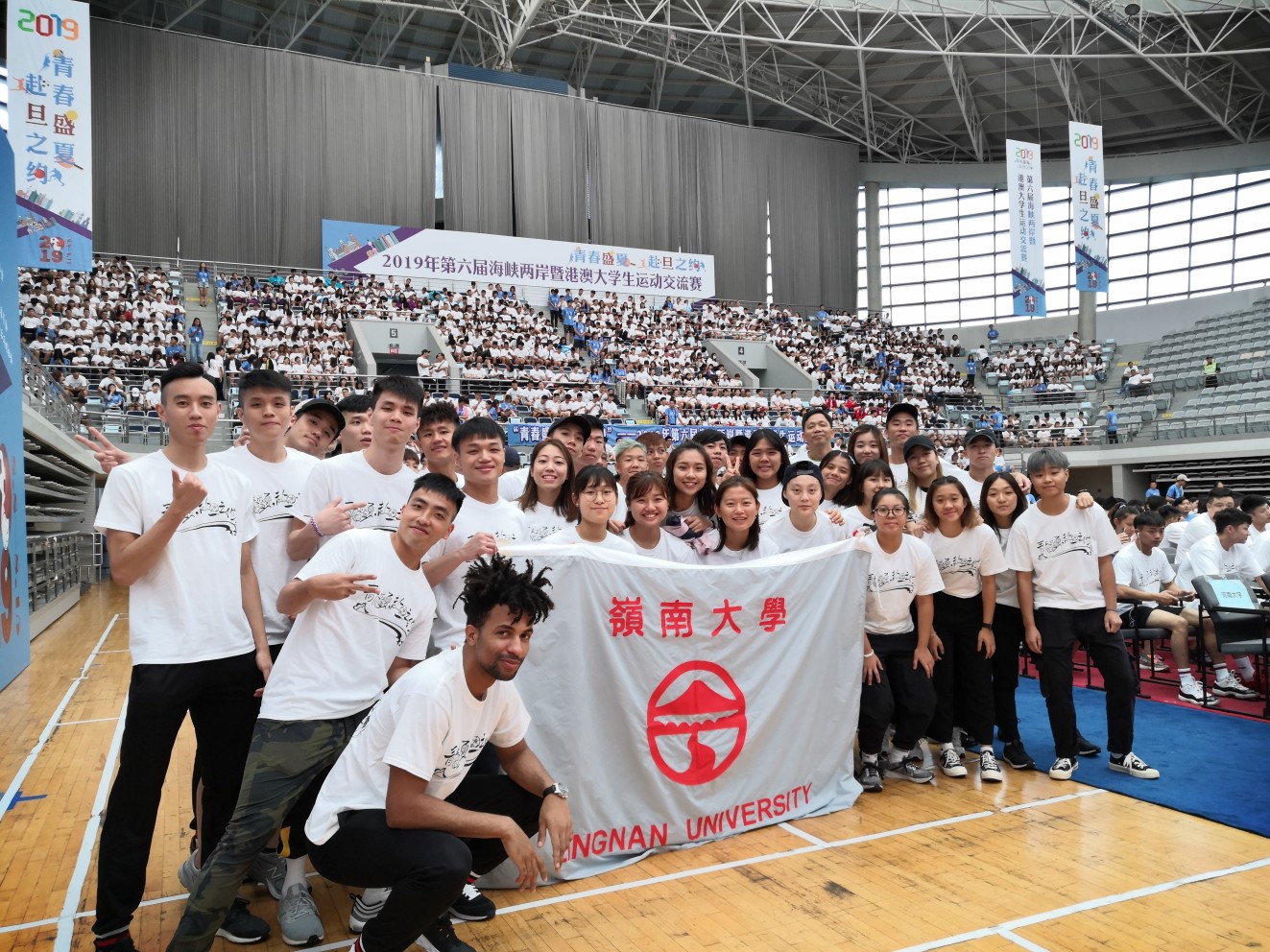 Men’s football and basketball teams shine in Cross-Strait exchange tournaments