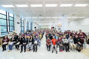 Group photo of the Closing Ceremony of "LU Jockey Club Health and Financial Education Programme for Elderly".