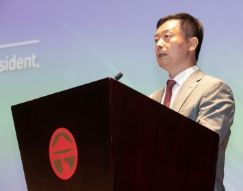 Prof S. Joe Qin, President Designate and Acting President of LU, welcomes all new postgraduate students to the Lingnan family as they embark on their educational journey.